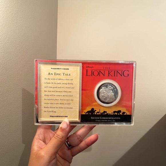 Vintage Disney Lion King 1994 Commemorative 999 Sterling Silver coin - Picture 5 of 6